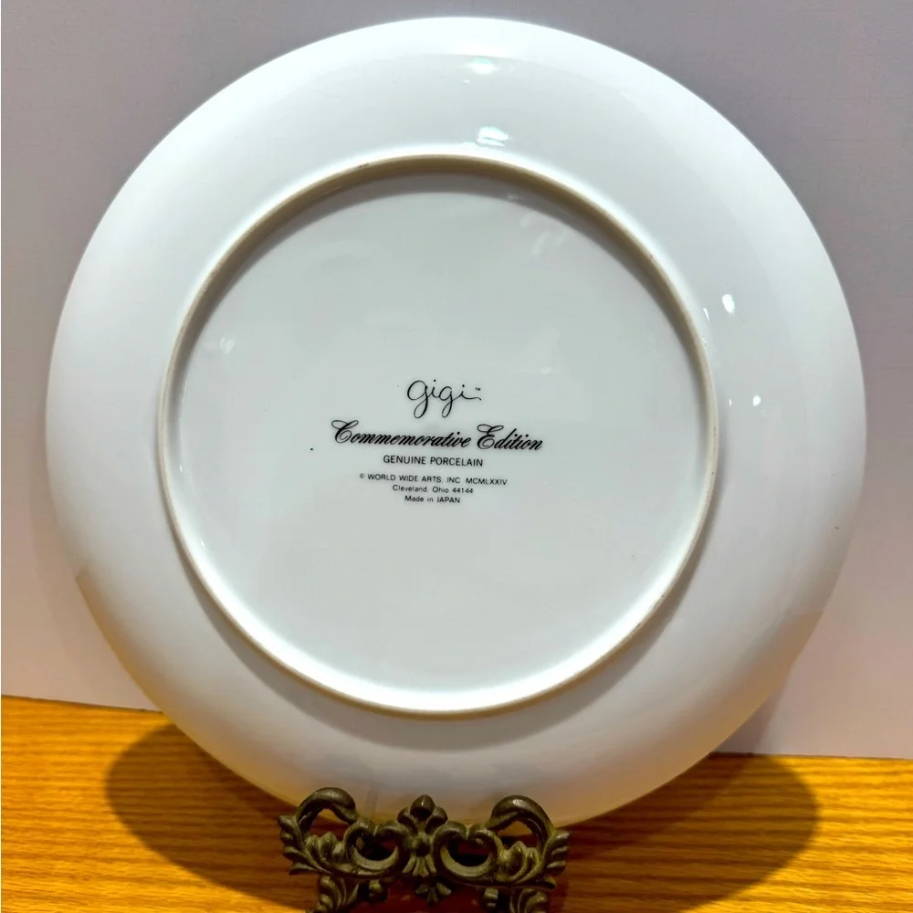 Vintage Mother's Day 1974 Gigi™️ Decorative Plate - Picture 3 of 4